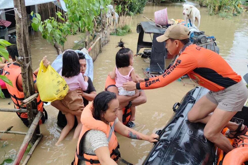 Tropical storm battering Philippines leaves at least 24 people