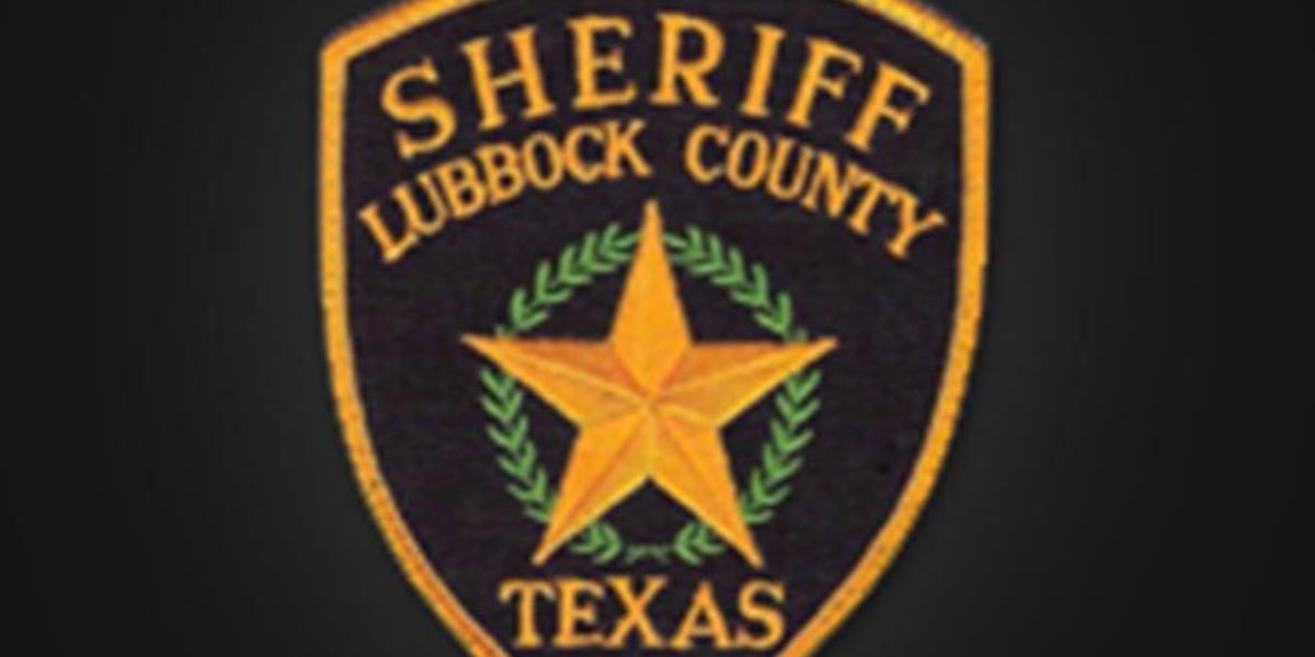 Driver suffers self-inflicted gunshot wound after pursuit in south Lubbock