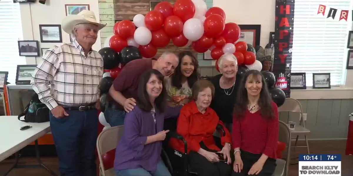 East Texan celebrates 100th birthday in same town she's called home for a century